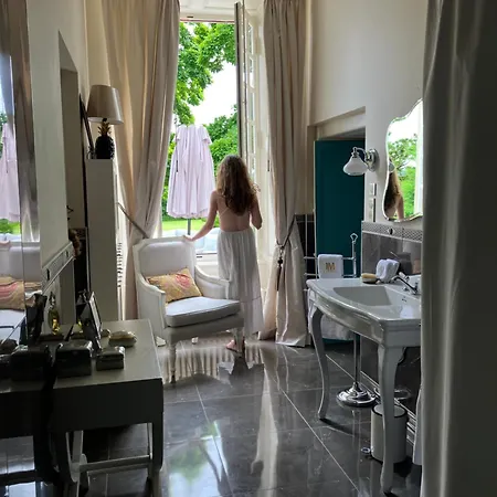 D'hotes La Massonniere Avec Grand Jardin - Ideal Familles, Groupes Et Sejour Nature - Sarthe Guest house Saint-Christophe-en-Champagne