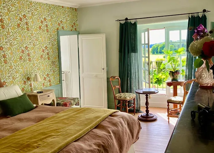 D'hotes La Massonniere Avec Grand Jardin - Ideal Familles, Groupes Et Sejour Nature - Sarthe Πανσιόν *