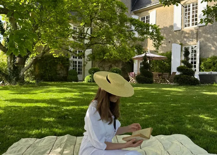 D'hotes La Massonniere Avec Grand Jardin - Ideal Familles, Groupes Et Sejour Nature - Sarthe * Saint-Christophe-en-Champagne